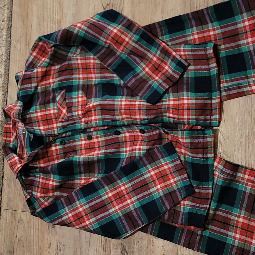 Boys sz 6 Jammies for families Christmas pajama set